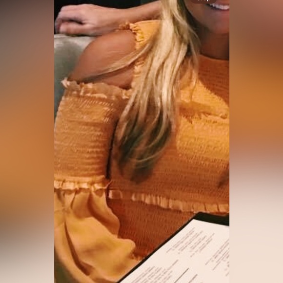 Cinq a Sept orange top - Picture 2 of 3